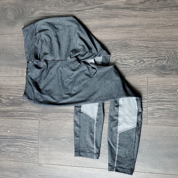 PrAna running pant - Picture 3 of 4